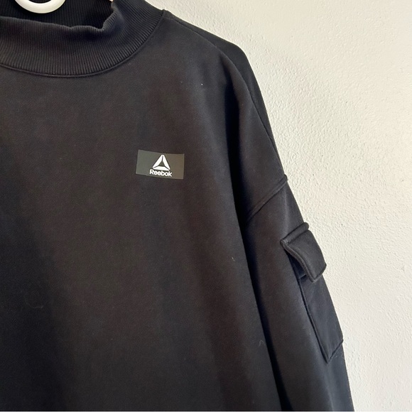 Reebok Cropped Sweatshirt - Picture 3 of 8